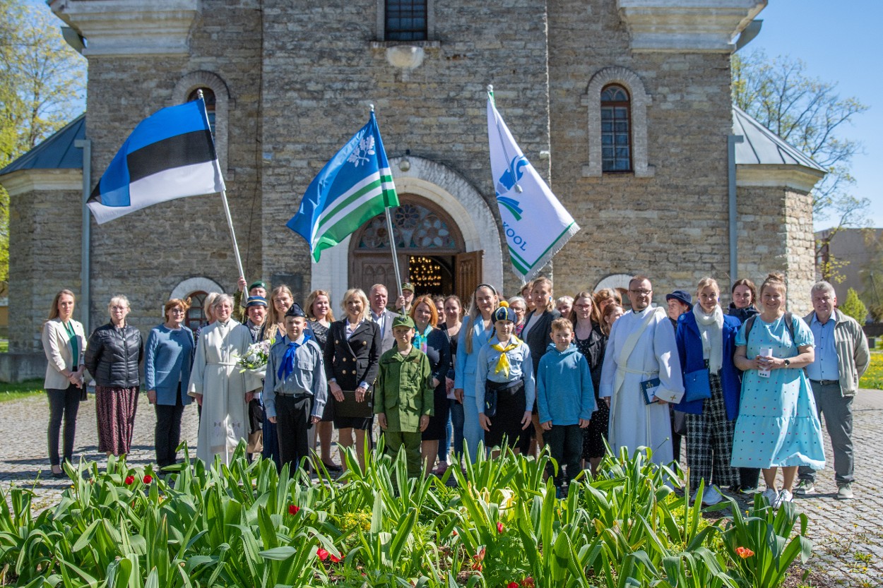 Foto Tapa Valla Kooli lipu õnnistamiselt 20.05.2025