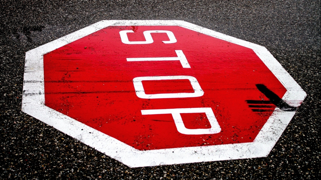 stop-2660762_1920 - pixabay, 5598375.jpg